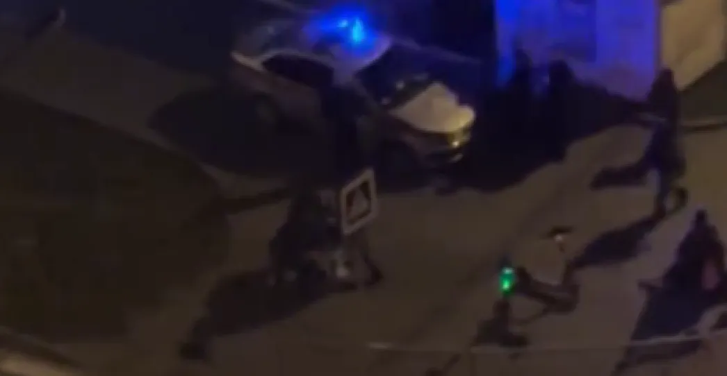 В Екатеринбурге после двухчасового конфликта у кафе задержали участников драки